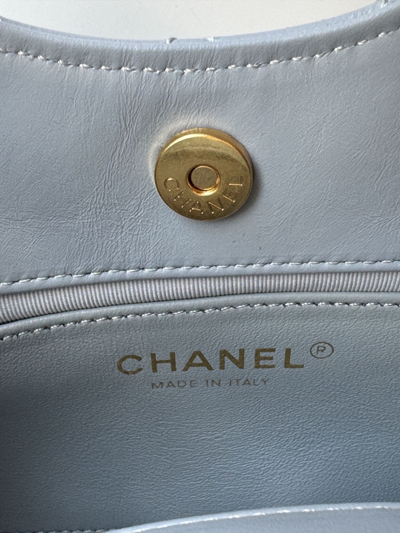 Ch**el hobo bags